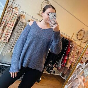 BLUIVY SWEATER